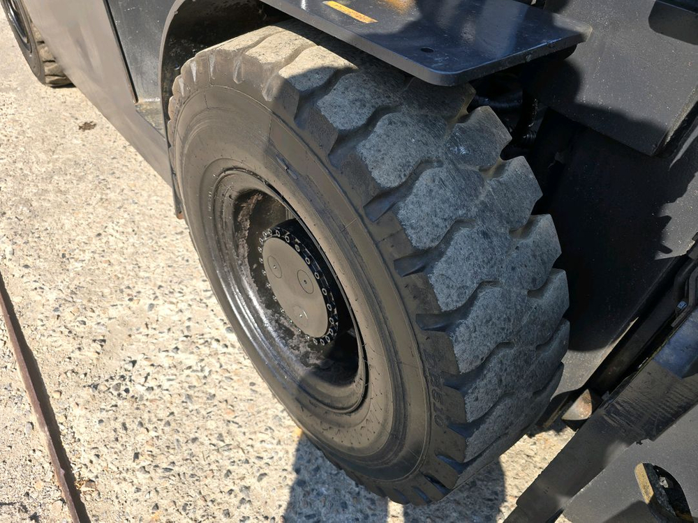 두산 3.5톤 중고지게차 힌지드 흰지드 바가지 디젤지게차 1050만원에 팝니다. 이미지