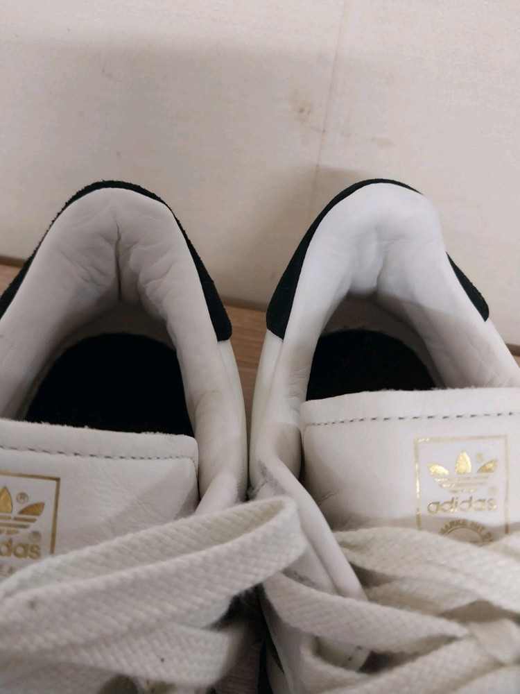 남성 아디다스 라이벌리 86 로우 가죽 스니커즈, 운동화 (255) 이미지