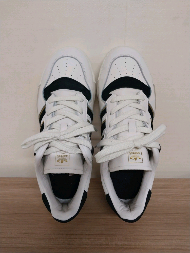 남성 아디다스 라이벌리 86 로우 가죽 스니커즈, 운동화 (255) 이미지