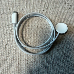 애플워치 11 정품 C타입 패브릭 고속 충전 케이블 판매합니다.