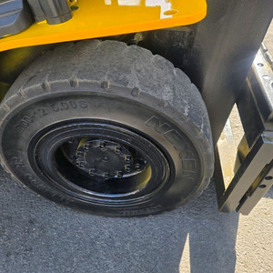 현대 2.5톤 14년식 반캐빈 쉬프트 디젤지게차 중고지게차 1600만원 싸게 팝니다.