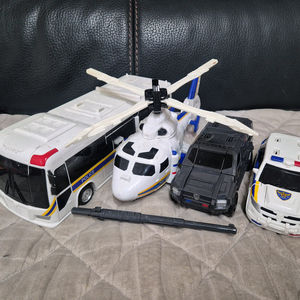 헬로카봇 케이캅스 합체로봇(경광봉포함)