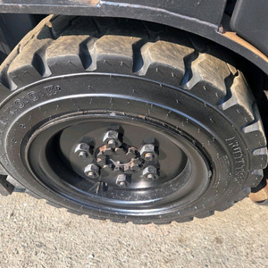 A급 두산 4.5톤 3단마스트 캐빈 자동발 중고 디젤지게차 1650만원 싸게 팝니다.