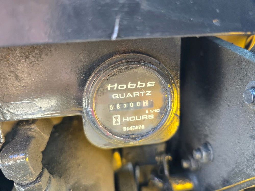 A급 두산 4.5톤 3단마스트 캐빈 자동발 중고 디젤지게차 1650만원 싸게 팝니다. 이미지