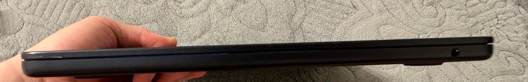 맥북 에어 M2 8GB 256GB 미드나이트 풀박스 이미지