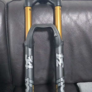 27.5+ 29 인치 겸용 폭스 팩토리 34 Fit 4 DAMPER 140mm 트래블 이미지