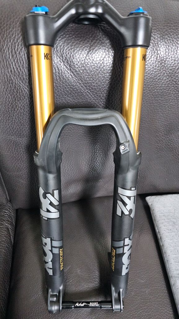 27.5+ 29 인치 겸용 폭스 팩토리 34 Fit 4 DAMPER 140mm 트래블 이미지