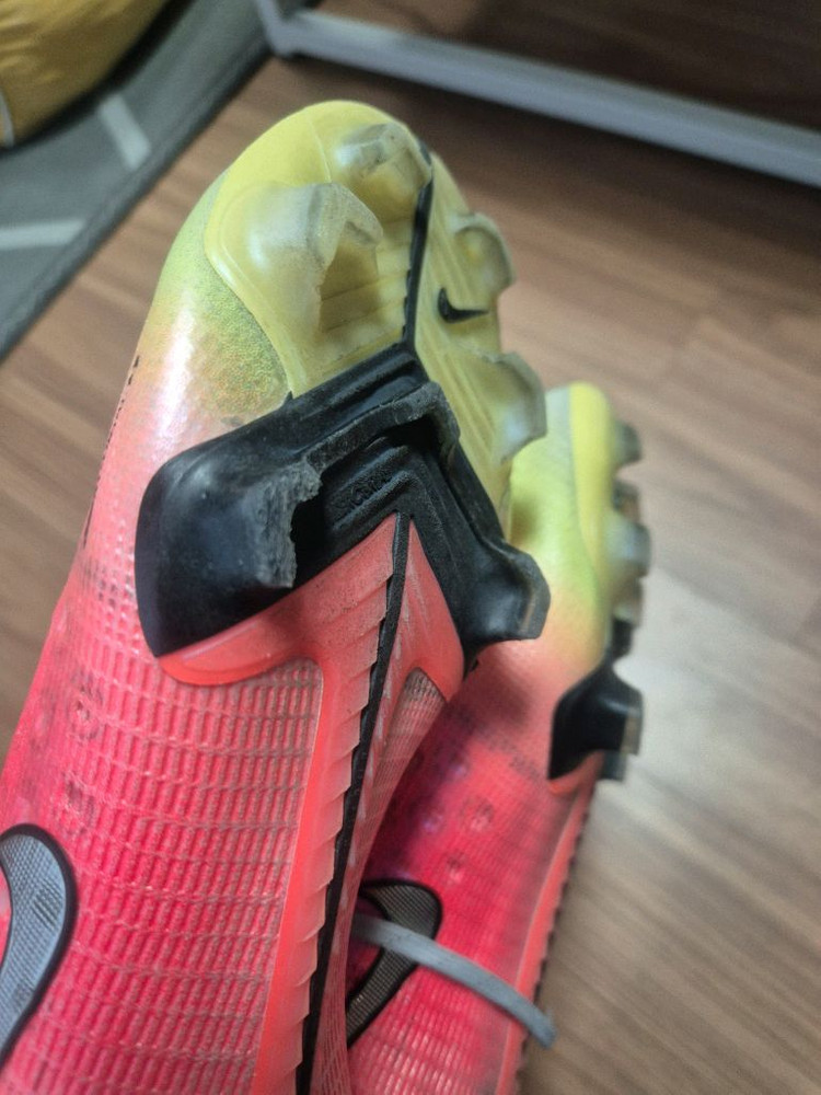 나이키머큐리얼 슈퍼플라이8엘리트 275--5