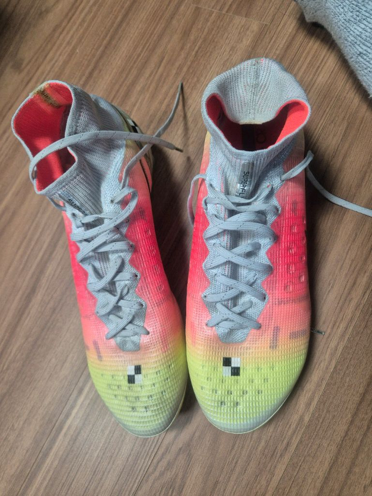 나이키머큐리얼 슈퍼플라이8엘리트 275--9