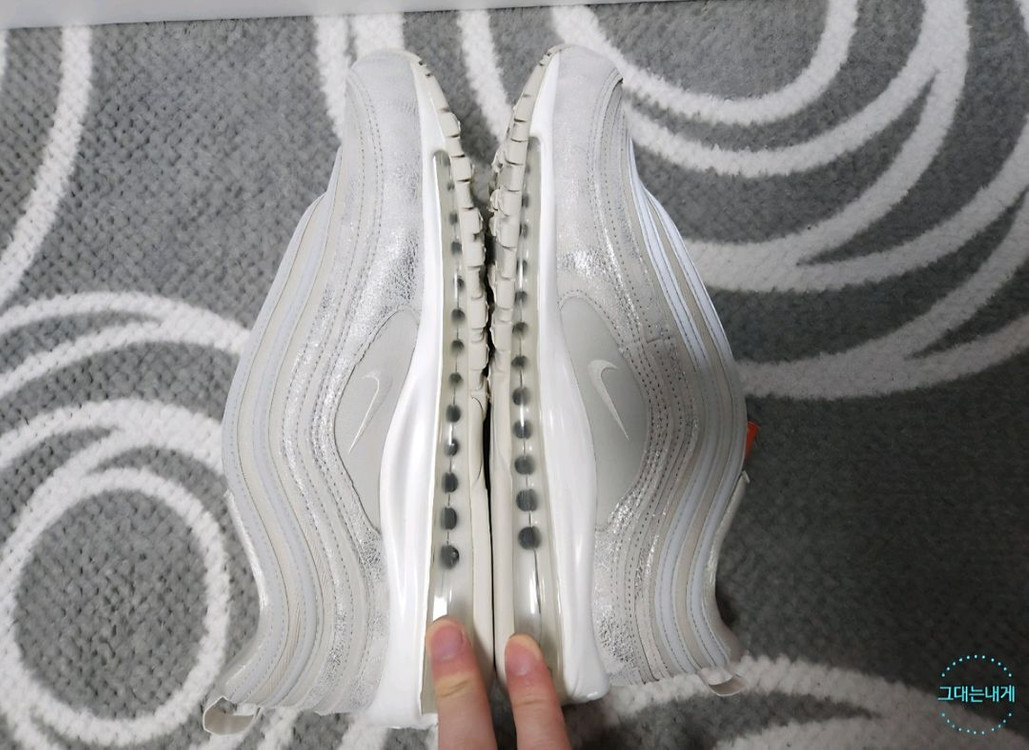 나이키 에어맥스97 라이트본 화이트 운동화 235mm--2