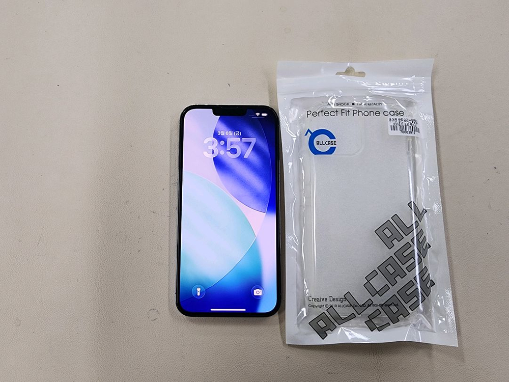 아이폰13프로맥스 128기가 무잔상 무찍힘 상태굿 ^^--1