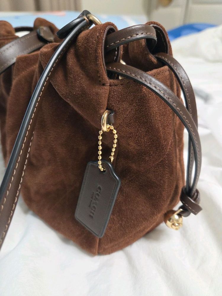 정품 코치)스웨이드 가방_새상품--2