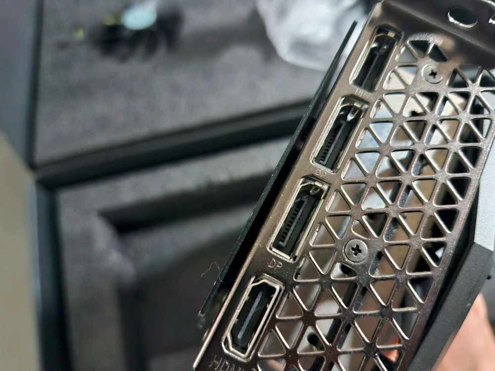 ZOTAC GAMING GeForce RTX 3080 Ti Trinity OC 12GB--9