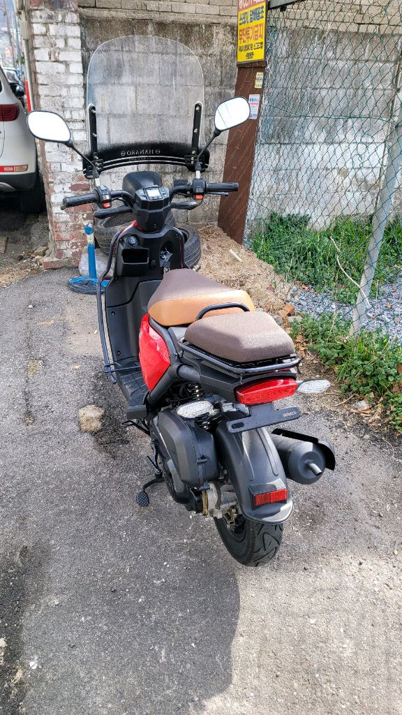 요타 80cc 스쿠터 800km 탔구요 18년식 폐지서류 3장 이미지