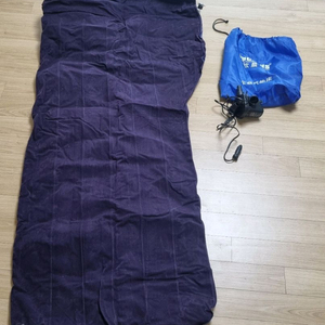 세단 전용 차박 에어매트 (실사용 1회, 풀구성) 이미지