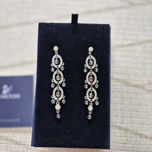 스와로브스키 귀걸이