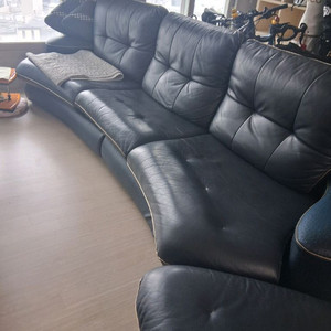 천연가죽 4인용 소파 이미지