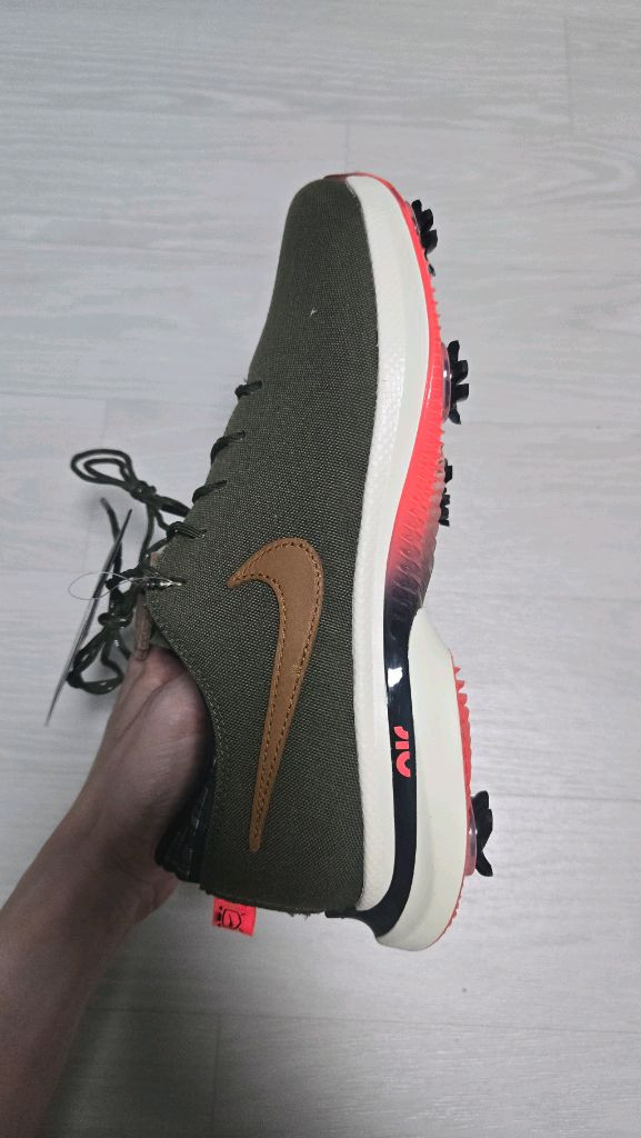 나이키 에어 줌 빅토리 투어3 NRG W OC24 255mm 판매합니다 골프화--2