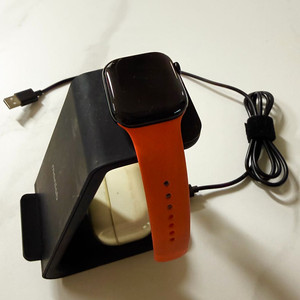 만랩 3in1 무선 충전 거치대 블랙