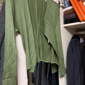 이세이미야케 플리츠플리즈 가디건 새상품