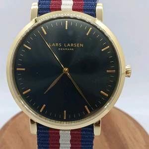 북유럽 텐마크 라스라르센 쿼츠 이미지