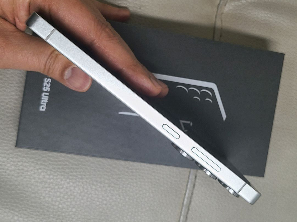 갤럭시 S25 울트라 화이트 512G 자급제--4