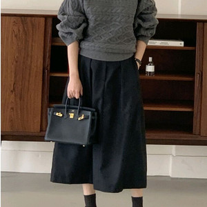 보웬 랜드 턱 스커트 차콜 스몰