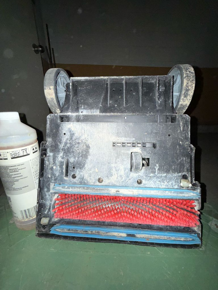 [가전] 카처 KARCHER, 유선 상업용 바닥 세척기/스크러버 (BR 30/4 C), 5회 미만 사용 이미지