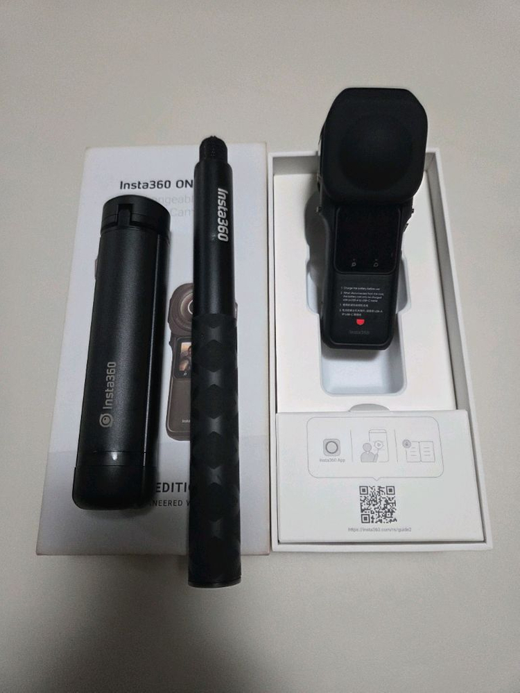 라이카 렌즈 Insta360 ONE RS 1인치 360 에디션 신품급 풀박 + 인비저블 셀카봉 + 삼각대 이미지