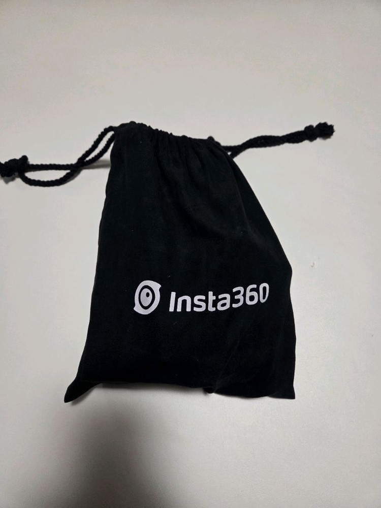 라이카 렌즈 Insta360 ONE RS 1인치 360 에디션 신품급 풀박 + 인비저블 셀카봉 + 삼각대 이미지