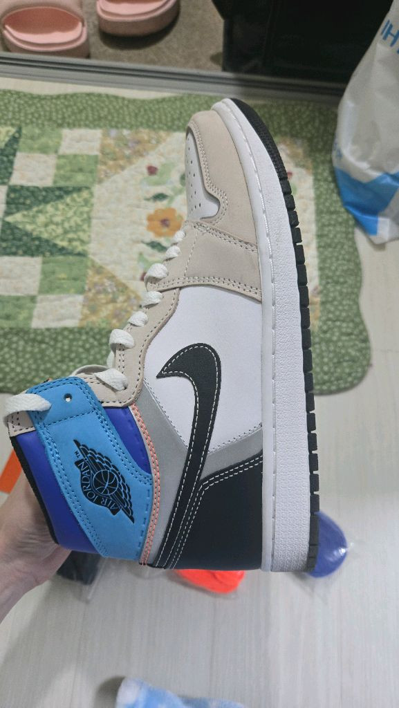 나이키 에어 조던1 하이 OG 프로토타입 255mm 판매합니다--2