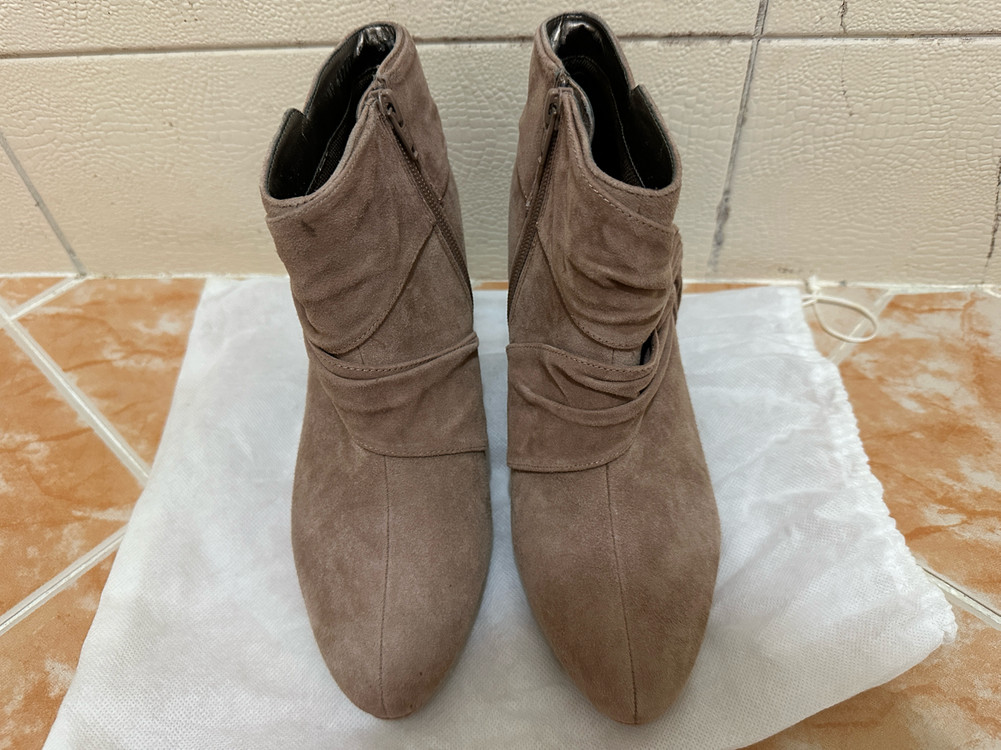 일본 백화점 구매 스웨이드 앵글부츠 240 (245)--0