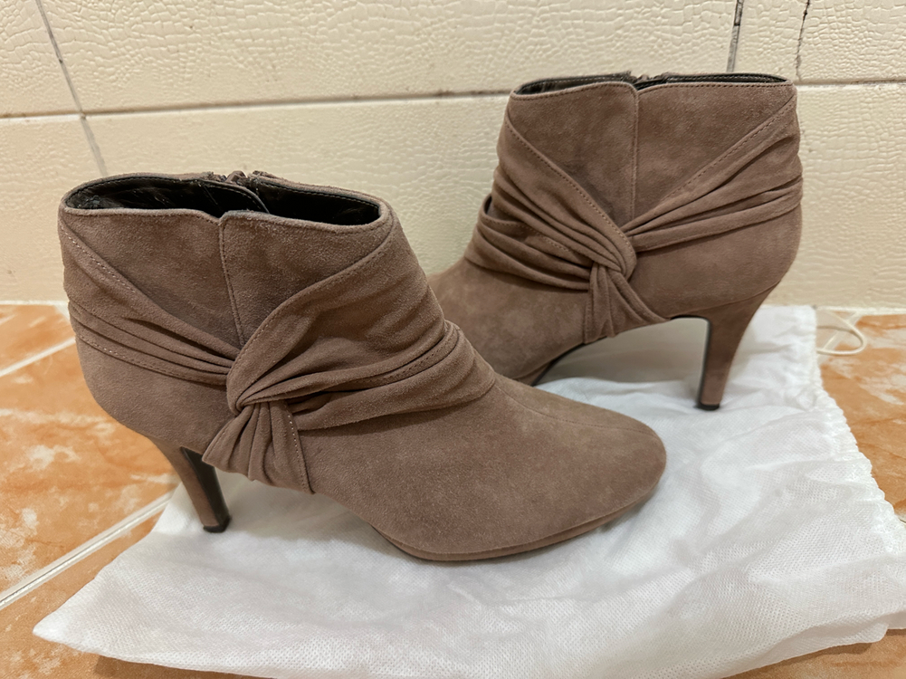 일본 백화점 구매 스웨이드 앵글부츠 240 (245)--1