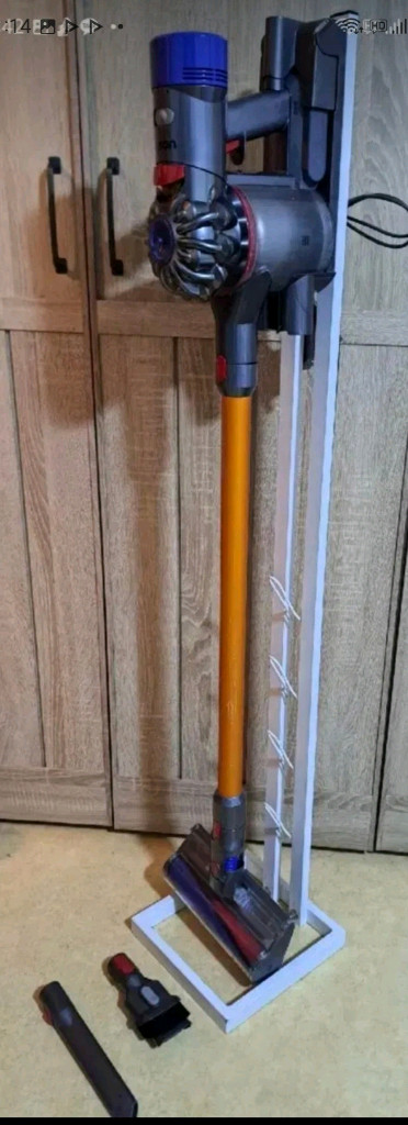 다이슨 무선청소기(침구청소기겸 쎄컨용 청소기 덤) 이미지