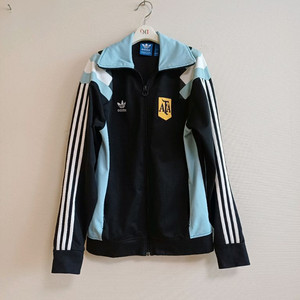 아디다스 아르헨티나 트랙탑 105 판매합니다. 이미지