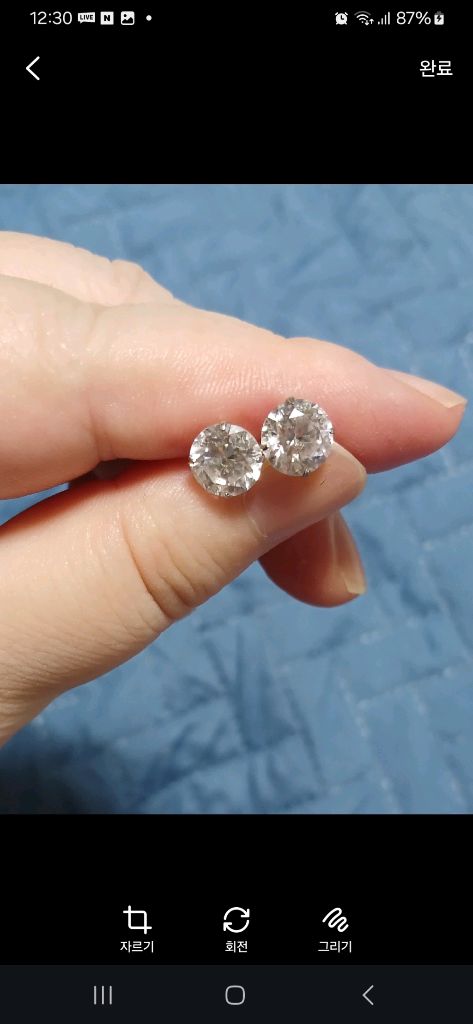 모이사나이트 총4캐럿 실버 귀걸이 팝니다--2