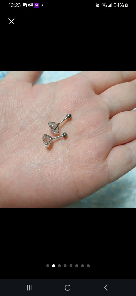 모이사나이트 총4캐럿 실버 귀걸이 팝니다--3