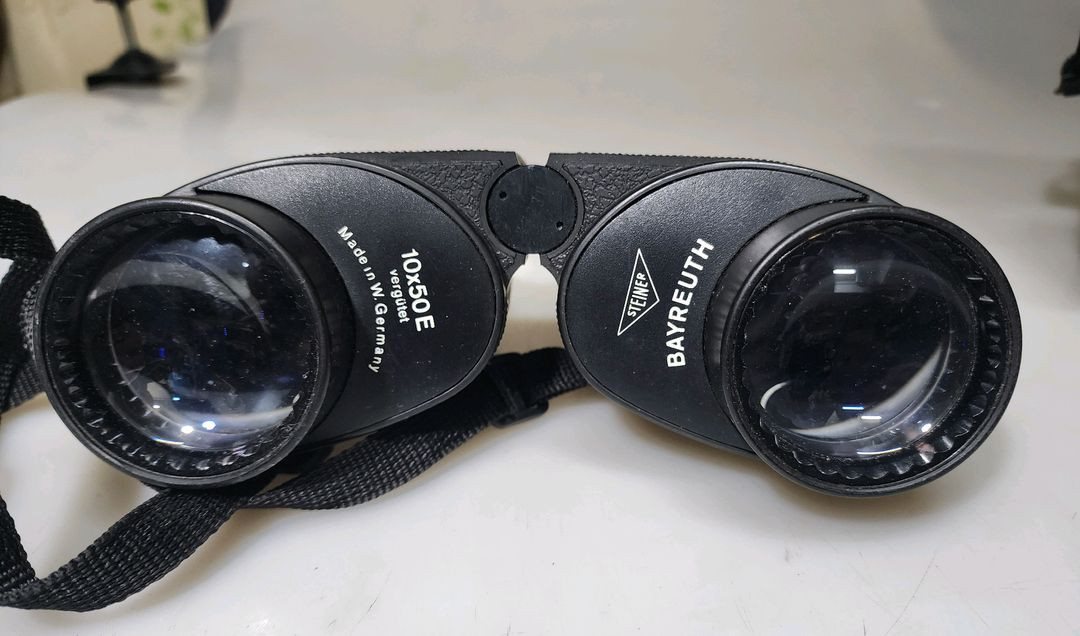 슈타이너 바이로이트 10x50 쌍안경입니다--1