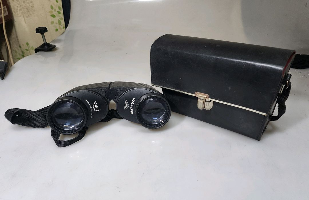 슈타이너 바이로이트 10x50 쌍안경입니다--2