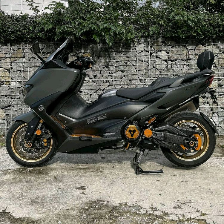 2021년식 T-MAX560 (테크맥스)--1