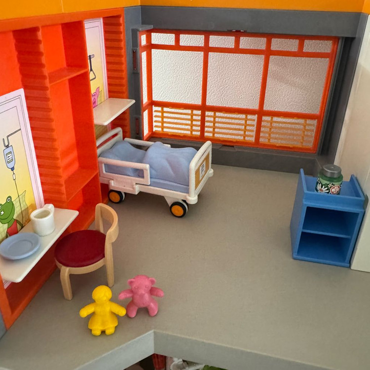 6657)단종)플레이모빌 어린이종합병원 이층병원--3