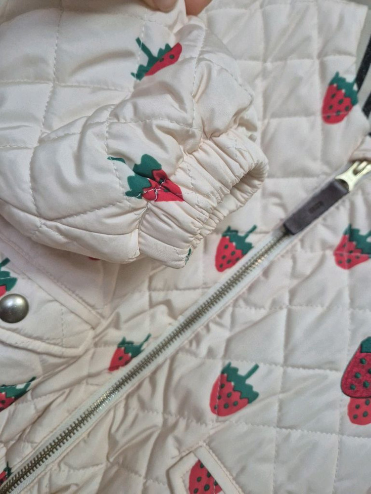 리미떼두두 퀼팅 딸기점퍼 xs--2