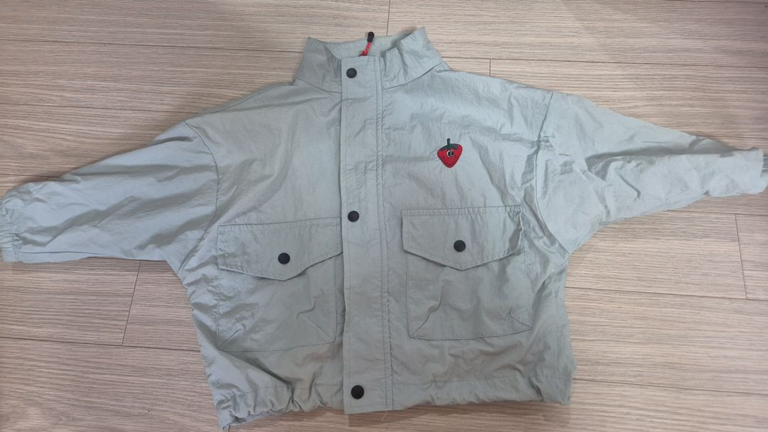 리미떼두두 딸기 바람막이 s--1