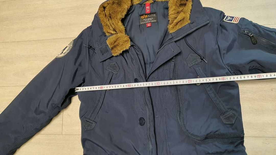 알파인더스트리 N3B 네이비 패딩 점퍼 이미지