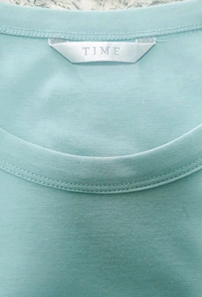 타임옴므 라운드넥 티셔츠 판매해요 이미지