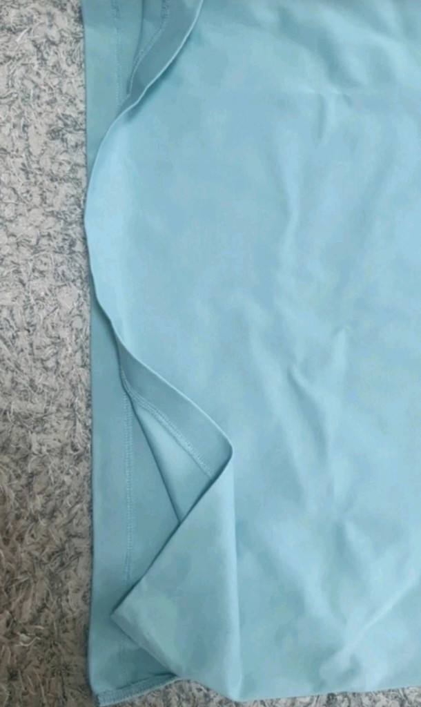 타임옴므 라운드넥 티셔츠 판매해요 이미지