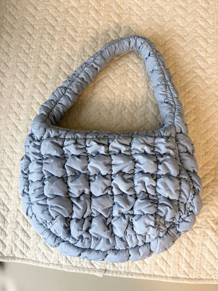 코스 가방 소라색 이미지