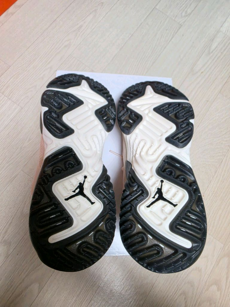 나이키 조던 델타 크림슨 틴트(255~260)--4