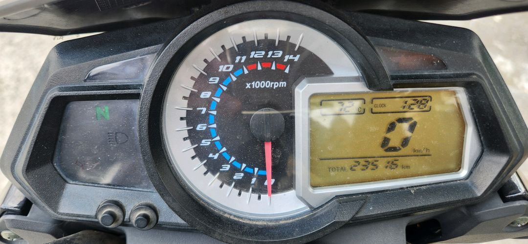 베넬리300 오토바이 2017년 2만천 라이더 TNT300--2