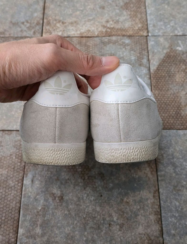 (240)아디다스 가젤 베이지 스니커즈 운동화 이미지